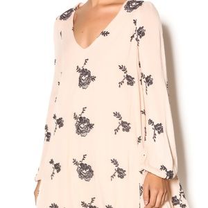 🌸Soft pink, floral, boho, Free People dress🌺